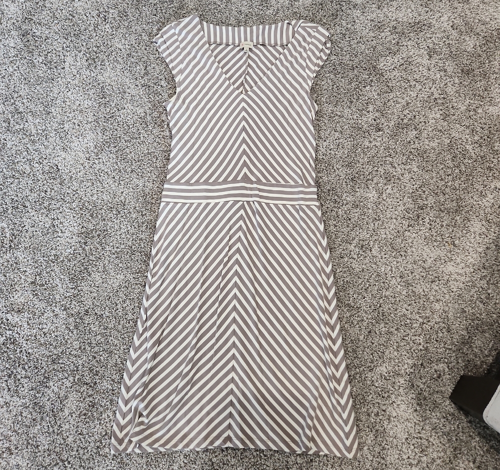 Daniel Cremieux Gray and White Striped Midi Dress